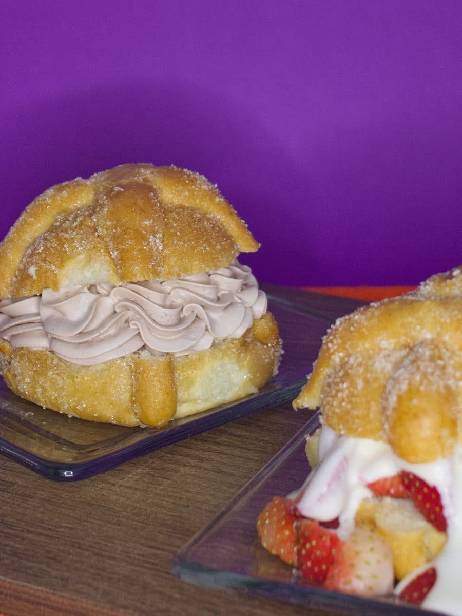 Pan de Muerto relleno